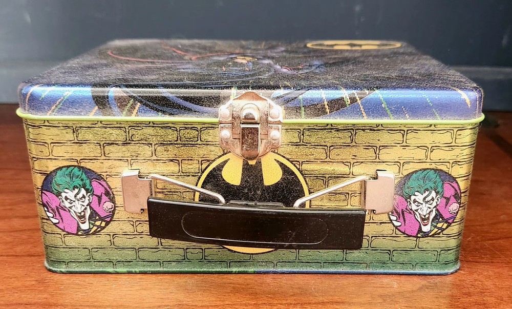 Batman and The Joker Lunch Tin From 2000 Graphics Inside