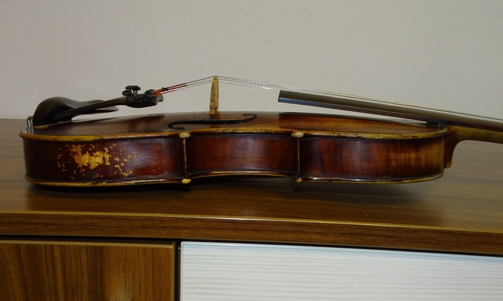 4/4 VIOLIN labelled JACOBUS KOLDITZ (Nr. 011)