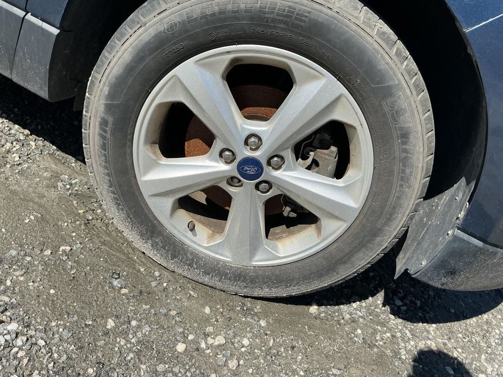 EDGE 2018 Glove Box 4995867