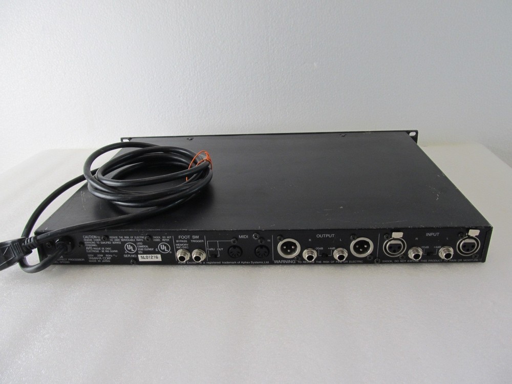 Yamaha SPX990 Professional Multi-Effect Processor Rack Mountable