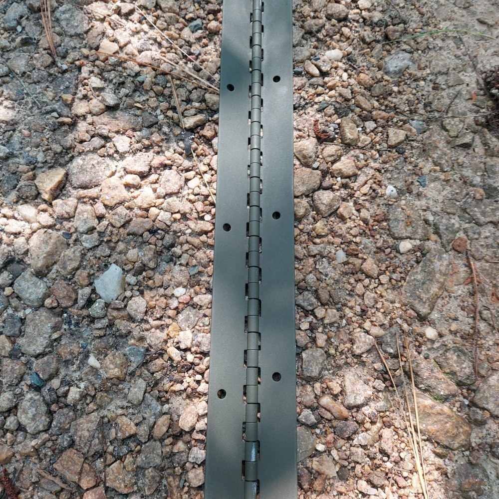 NOS Hinge FMTV? / 12442051