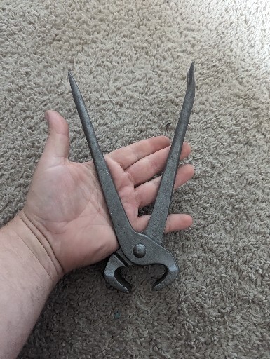 Vintage Champion Nipper Nail Puller