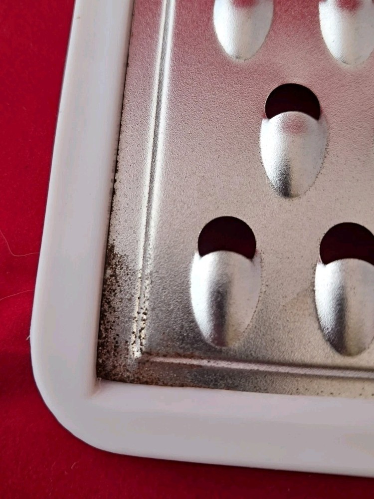 Handheld Cheese Grater (C)