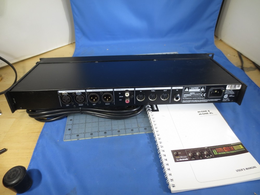 TC Electronic M-One XL Dual Engine Multi-Effects Processor W/ Manual & AC cord.