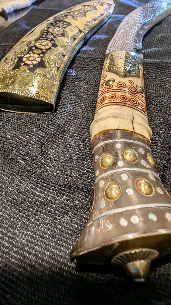 Gurkha Kukri knife / Short Sword