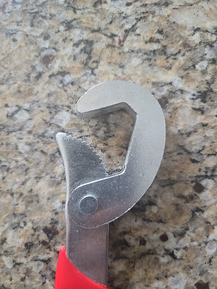 Large Self Adjusting Wrench