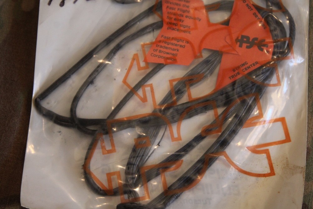 PSE Archery Replacement String 49.5" - Fast Flight - Lg Loop Part# 3237 - 49 1/2