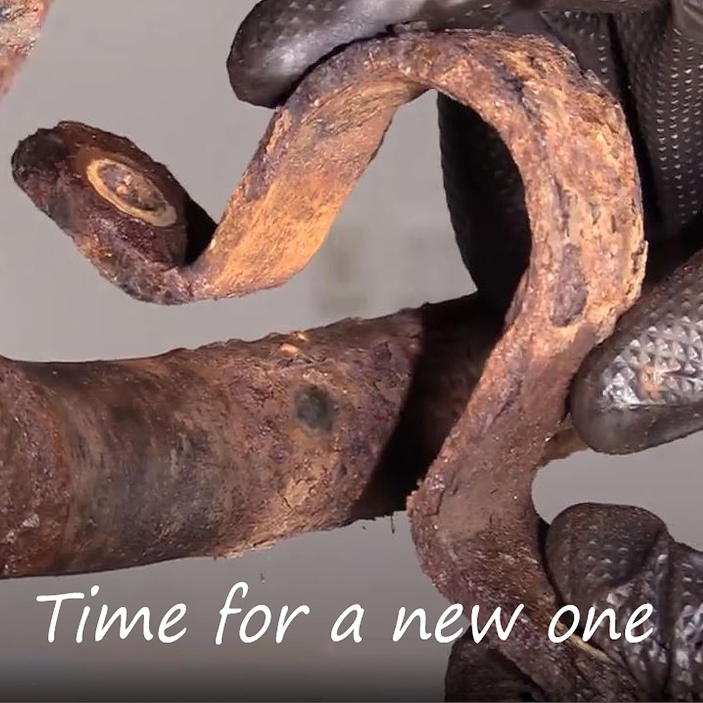 4PC Front CODE RED Sway Bar CODE RED Stabilizer Bar Bracket/Bushing Clamp Kit