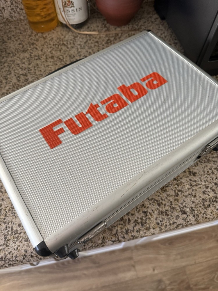 Futaba 14SG 14 Channel Transmitter - With Receiver and Case