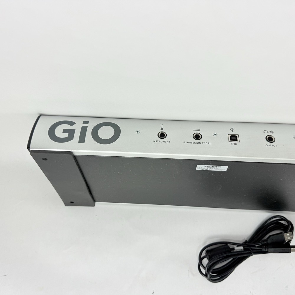 Apogee Silver Gio USB Stomp Interface Pedalboard Footcontroller Guitar FX