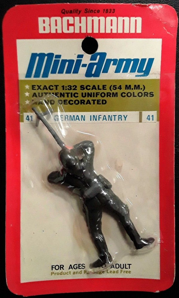 Bachmann 41 GERMAN INFANTRY 1/32 Mini Army Figure