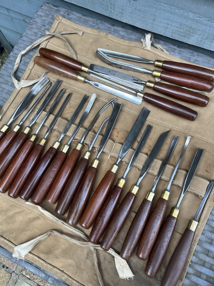 Lovely Antique Set Of 23 Marples & Sons Carving Chisels Gouges In Roll
