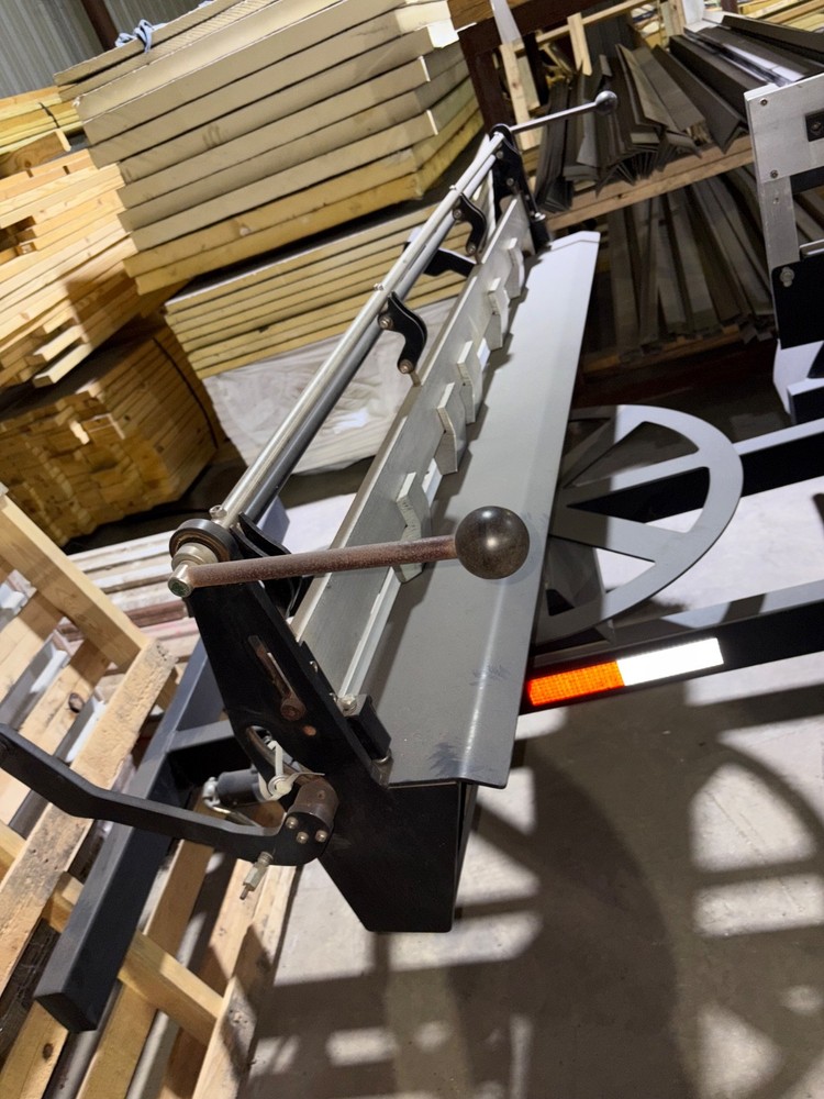 Swenson Shear SNAPTABLE PRO HYPER-LITE Standing Seam Notcher,Panel Cutter, Eave