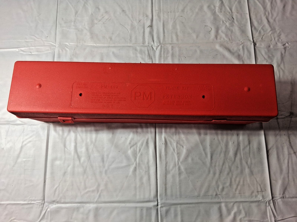 Peterson 3 Piece Red Triangle Warning Kit 449