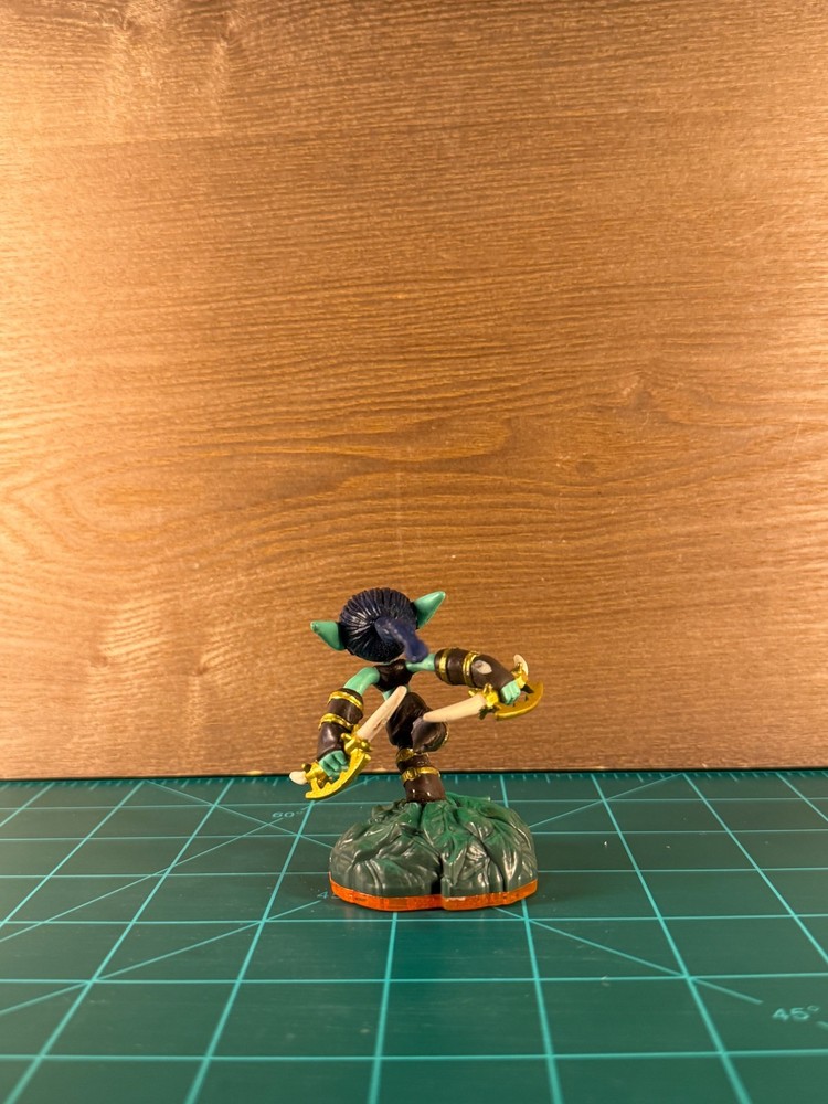 Skylanders Giants Stealth Elf (S2)