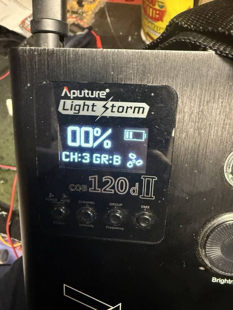 Apurture Light Storm COB 120 DII / NO BATTERY