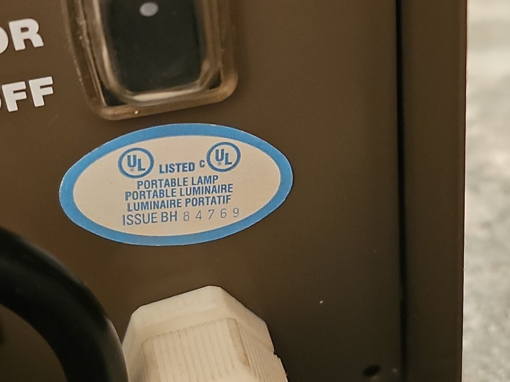 Cooper FOLTBOX fiber Optic. Power Source