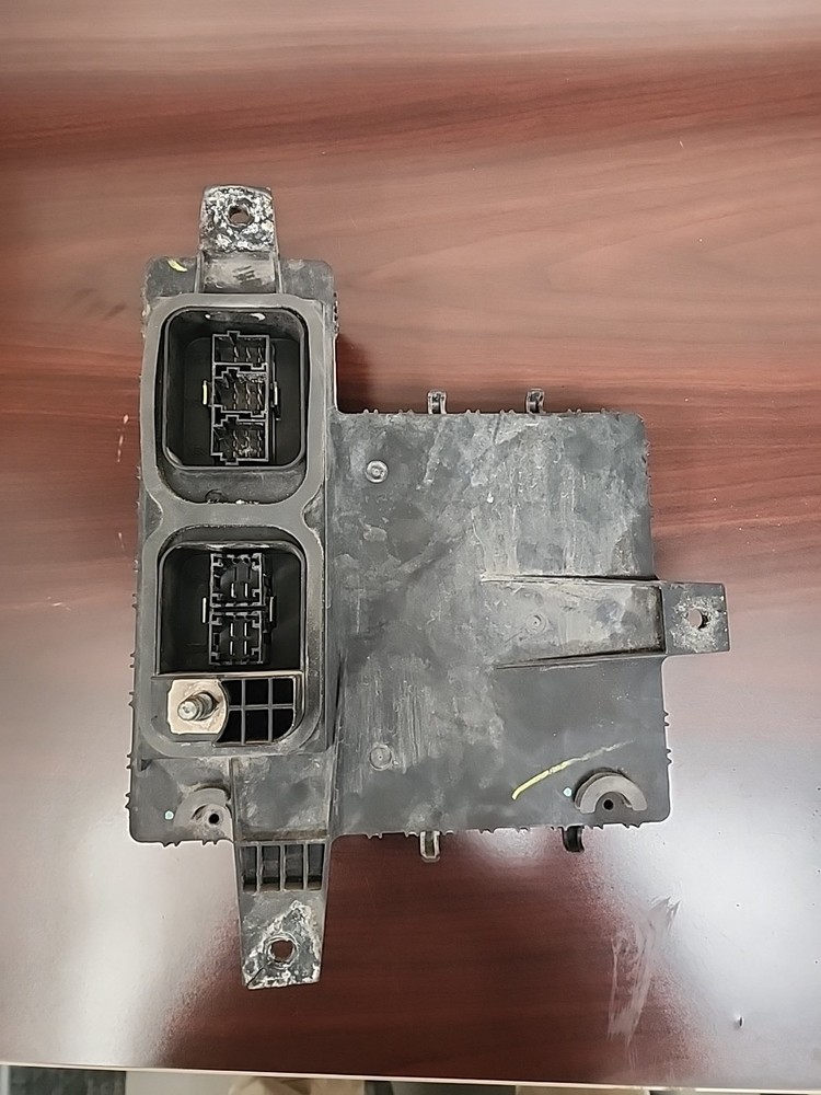 A06-75982-005 Freightliner CASCADIA Electronic Chassis Control Module
