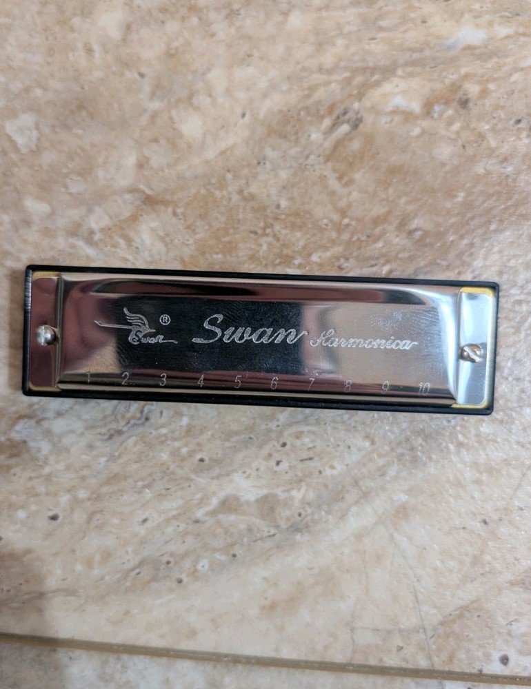 Swan Blues Power 10 Hole C Key Harmonica With Case