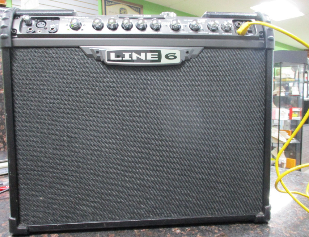 NICE!! SPIDER JAM LINE 6 GUITAR AMP & LINE 6 FBV EXPRESS MKii FOOT CONTROLLER!