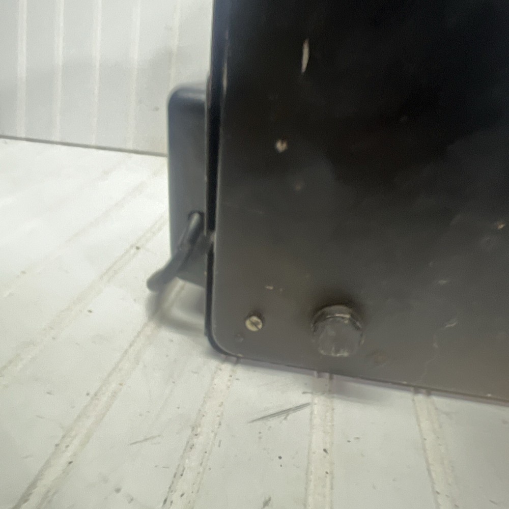 Vintage Model W Electric Victor Adding Machine Untested Display