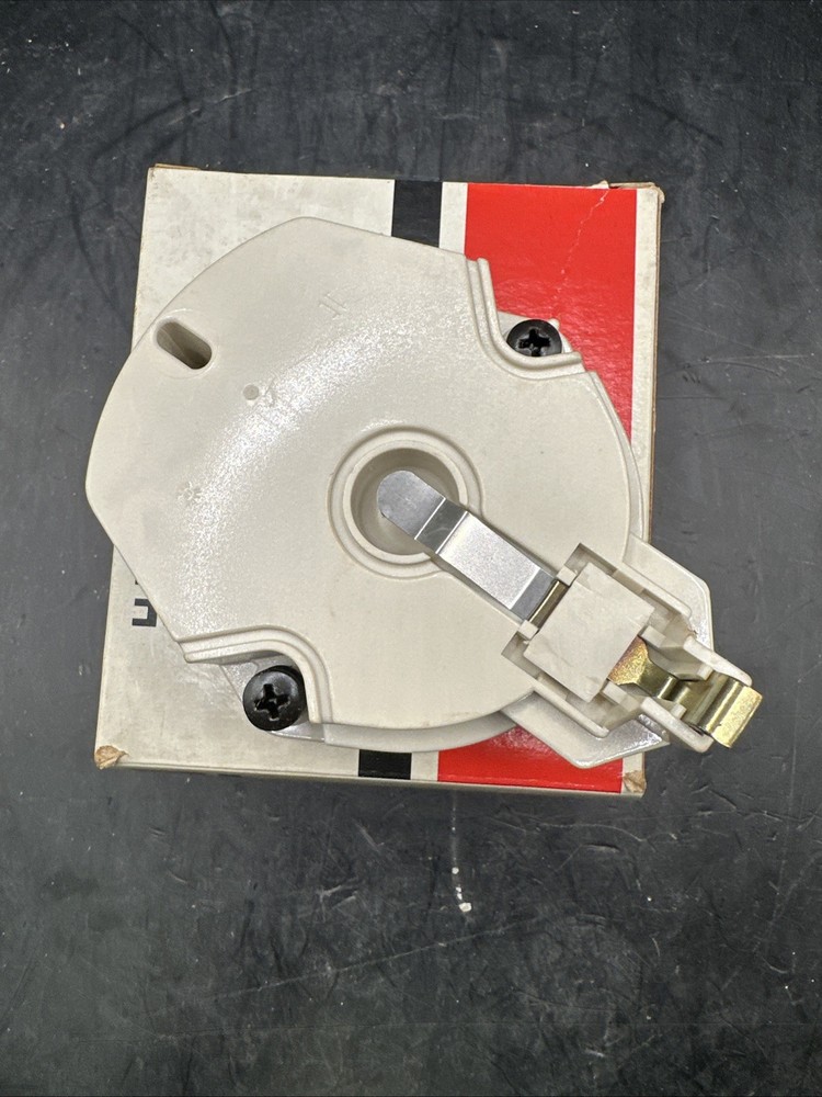🇺🇸Mighty 3-427 Distributor Rotor 74-07 GM’s See Description *