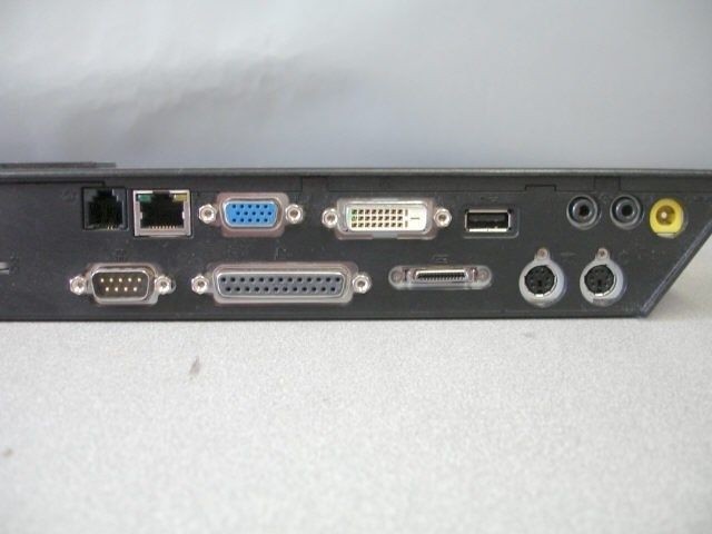 IBM Thinkpad Docking Station P/N 02K8668