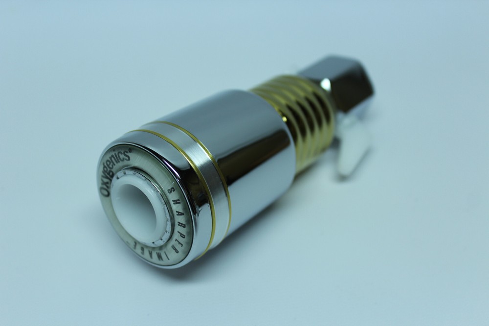 Oxygenics Resort Spa Self-Pressurizing Showerhead Sharper Image NEW in Box