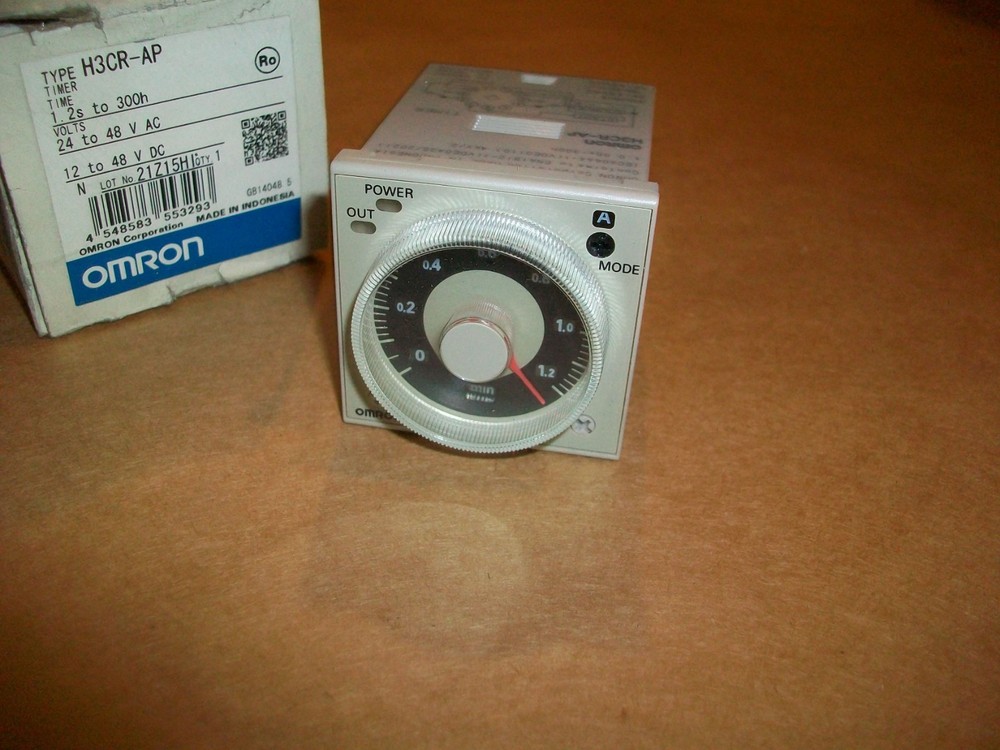 Omron H3CR-AP Solid State Timer 1.2s - 300h   100-240vac   NEW IN BOX