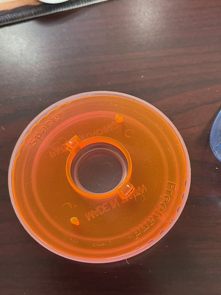 FISKARS ULTRA SHAPE XPRESS USED INCLUDES 1 BLADE