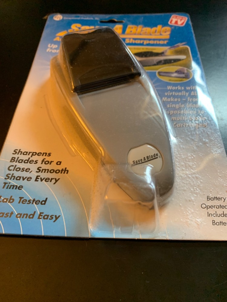 Genuine NOS Save A Blade Automatic Razor Sharpener up to 200 Additional Shaves