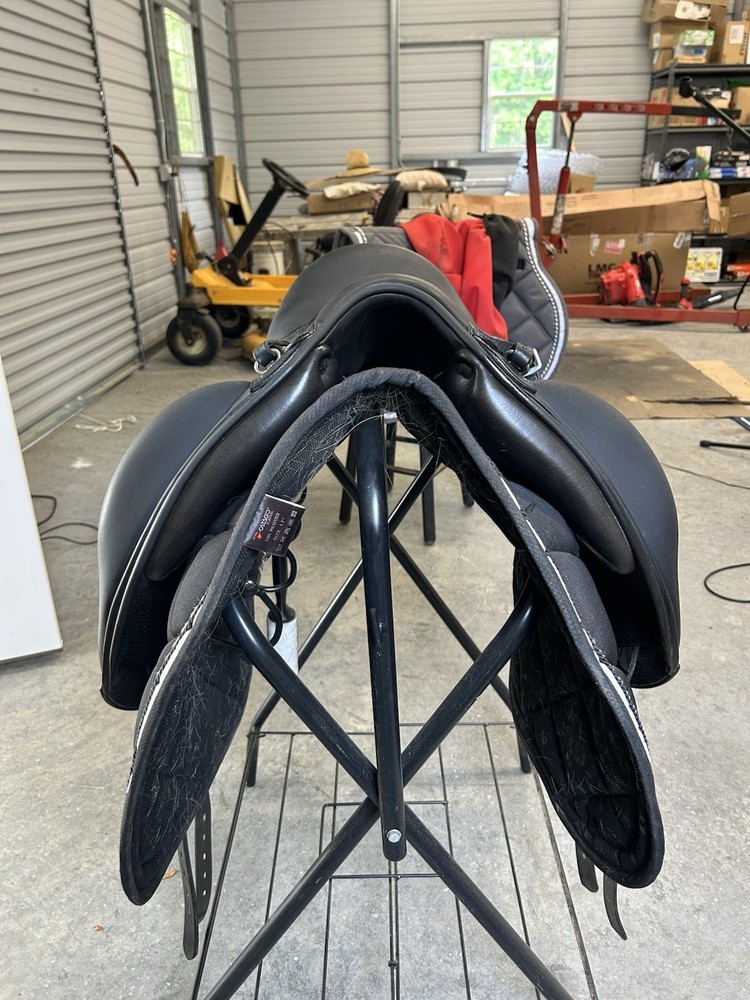 Equipe Viktoria Saddle