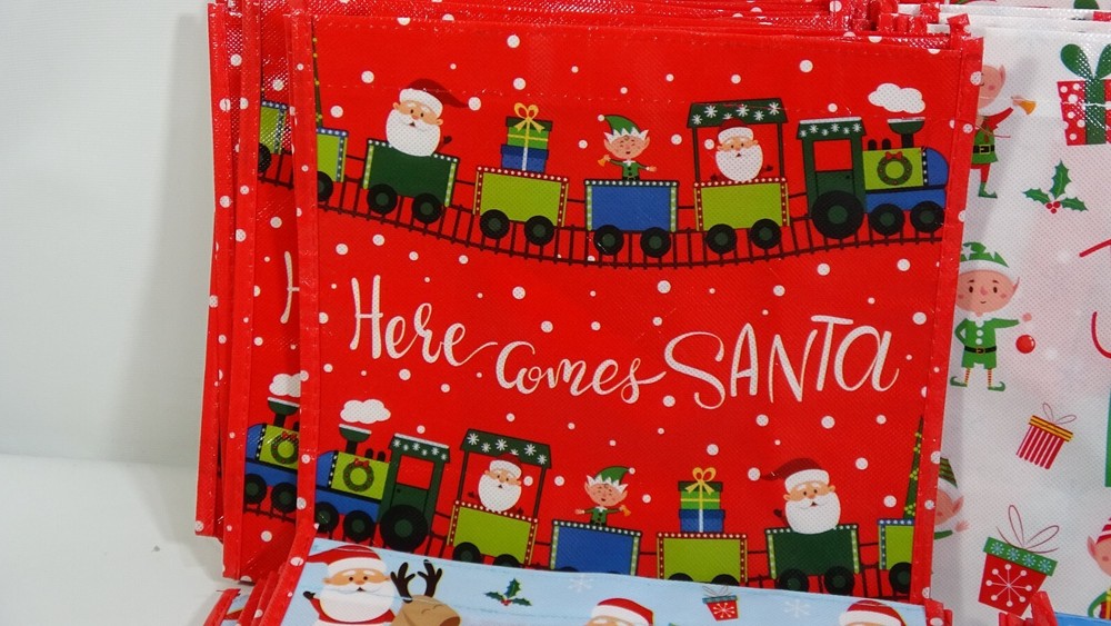 Assorted Christmas Small Peanuts & Medium Christmas Holiday Plastic Gift Bags