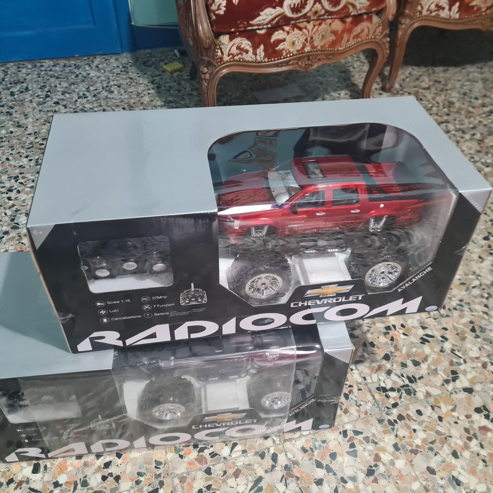 Chevrolet Avalanche Radiocom Car
