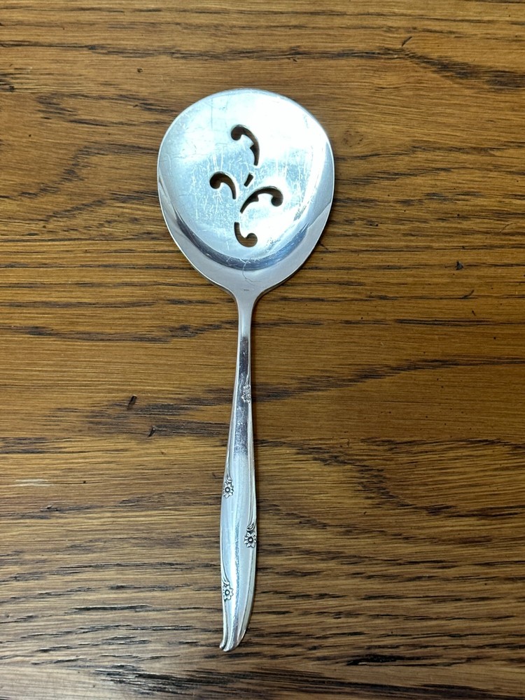 Oneida Community Silverplate Cottage Mem BonBon