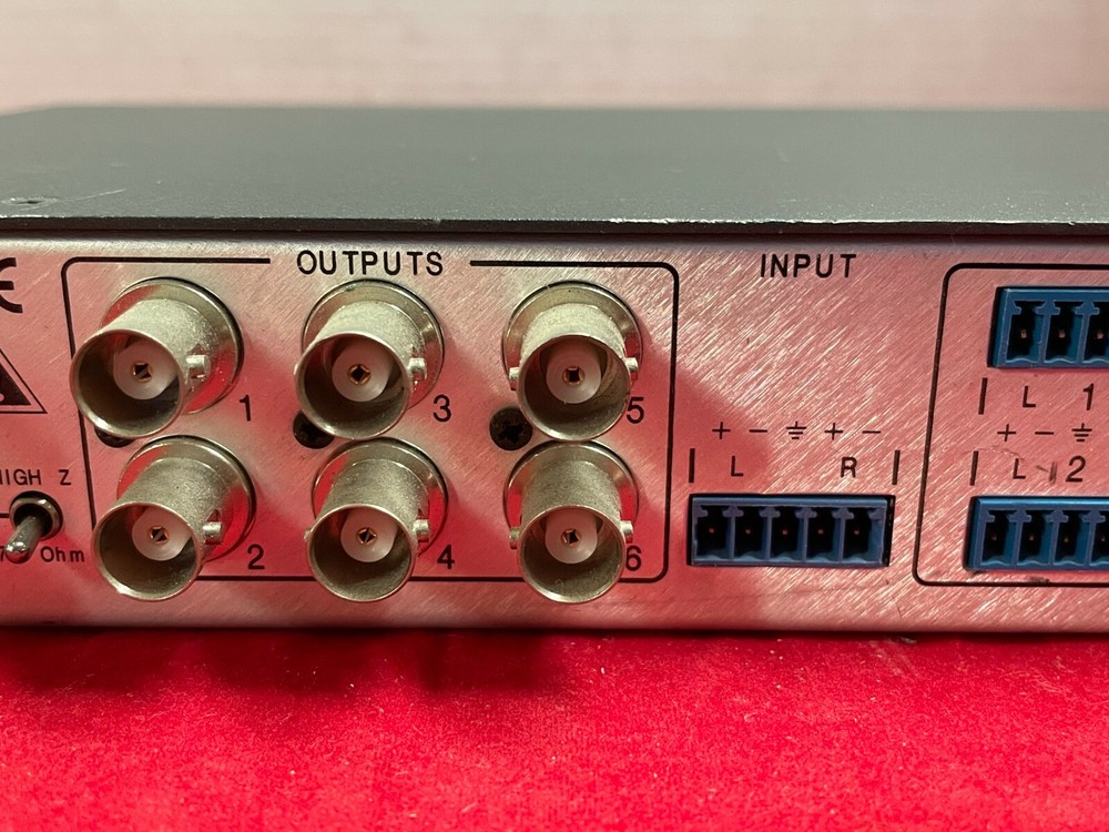 Extron DA6AVEQ Video/audio Distribution Amplifier