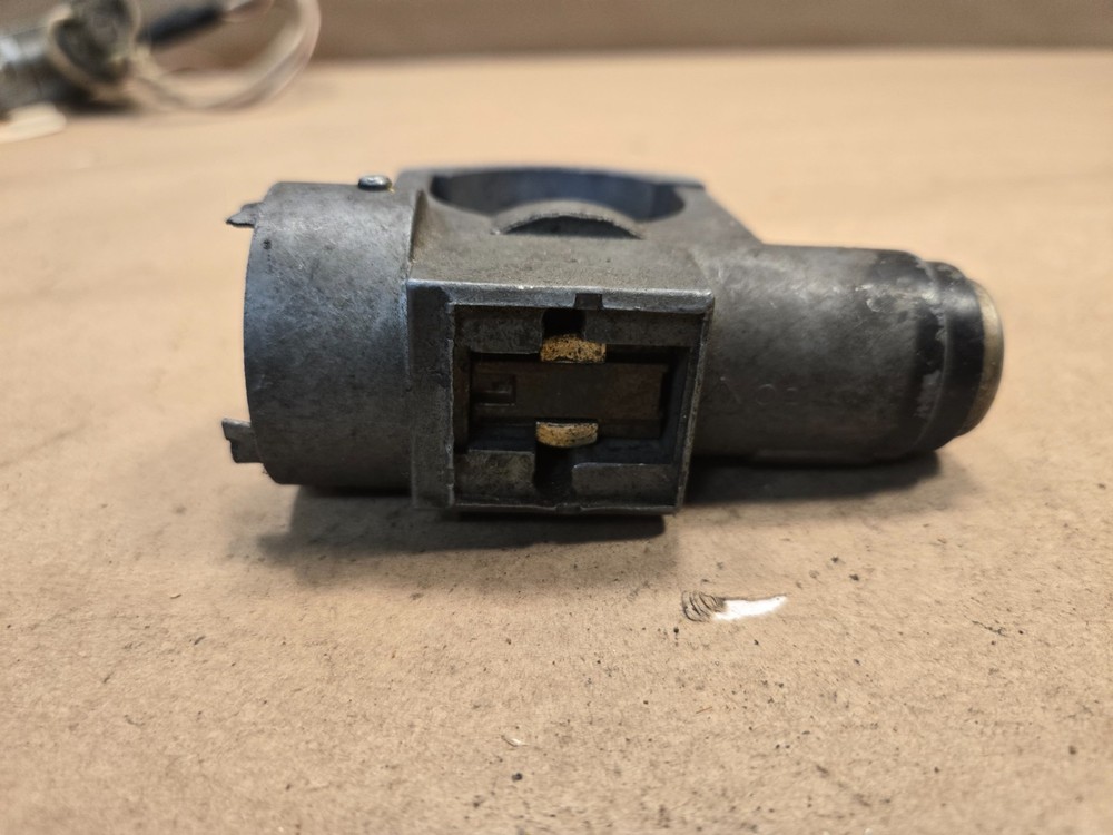 MG MGB Midget Column Lock 18G8905