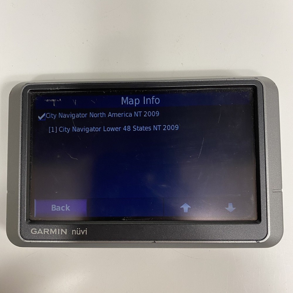 Garmin NUVI 200W GPS Navigation System with Vehicle Charging Cord Bundle