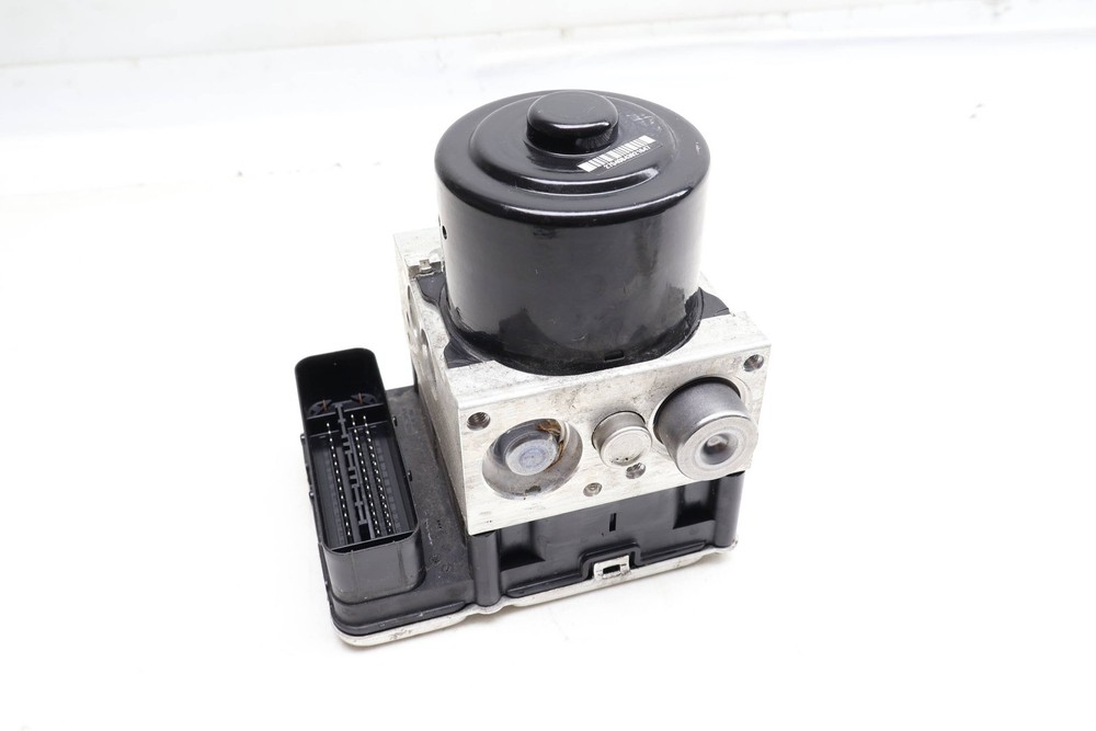 2015-2017 PORSCHE MACAN - ABS PUMP / Module UNIT 95B614517D