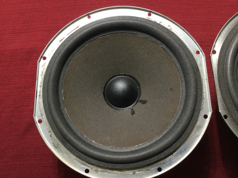 ar9 woofers