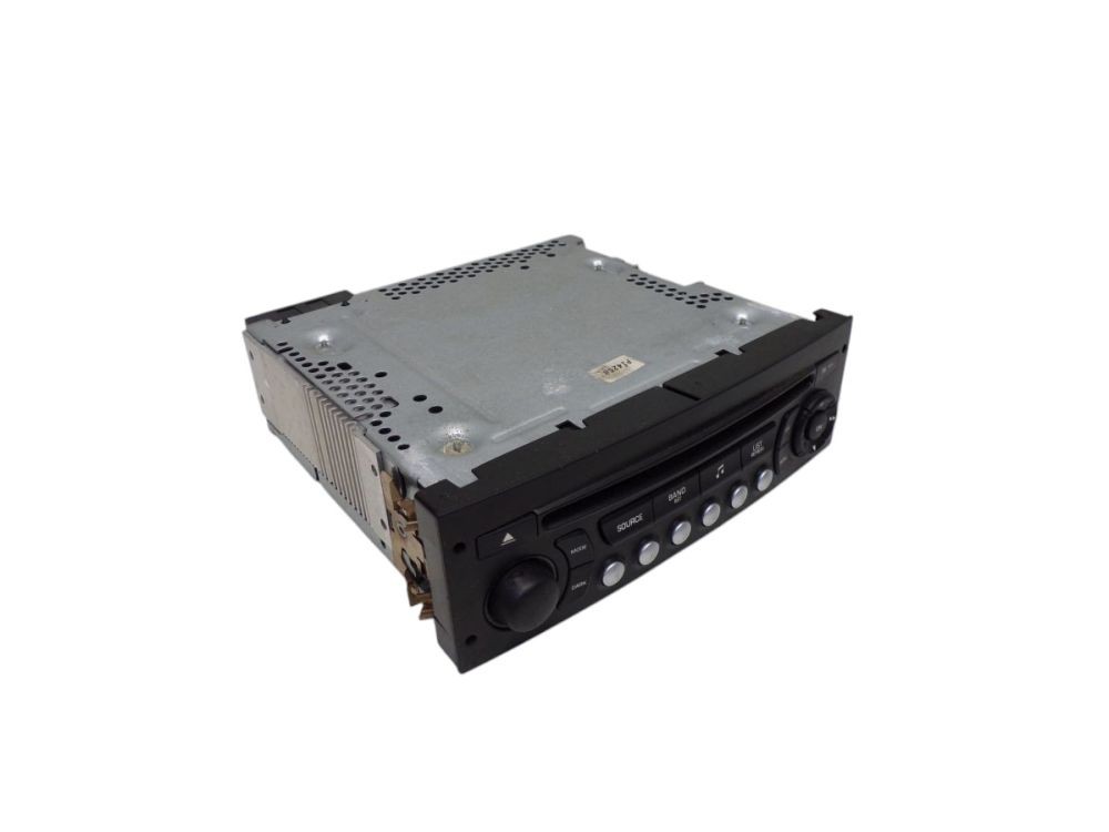 Radio/CD combination code change not available! Suitable for PEUGEOT EXPERT
