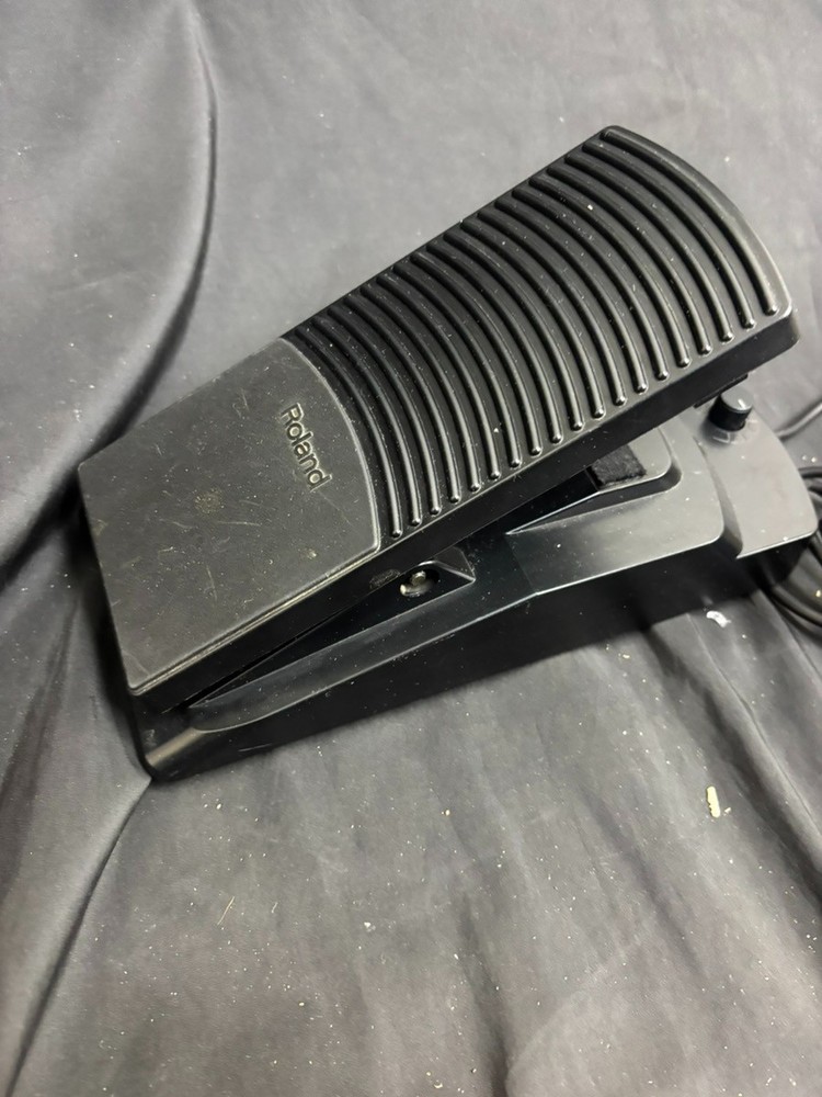 Roland EV-7 Expression Pedal Foot Controller for Keyboard Synth Tested