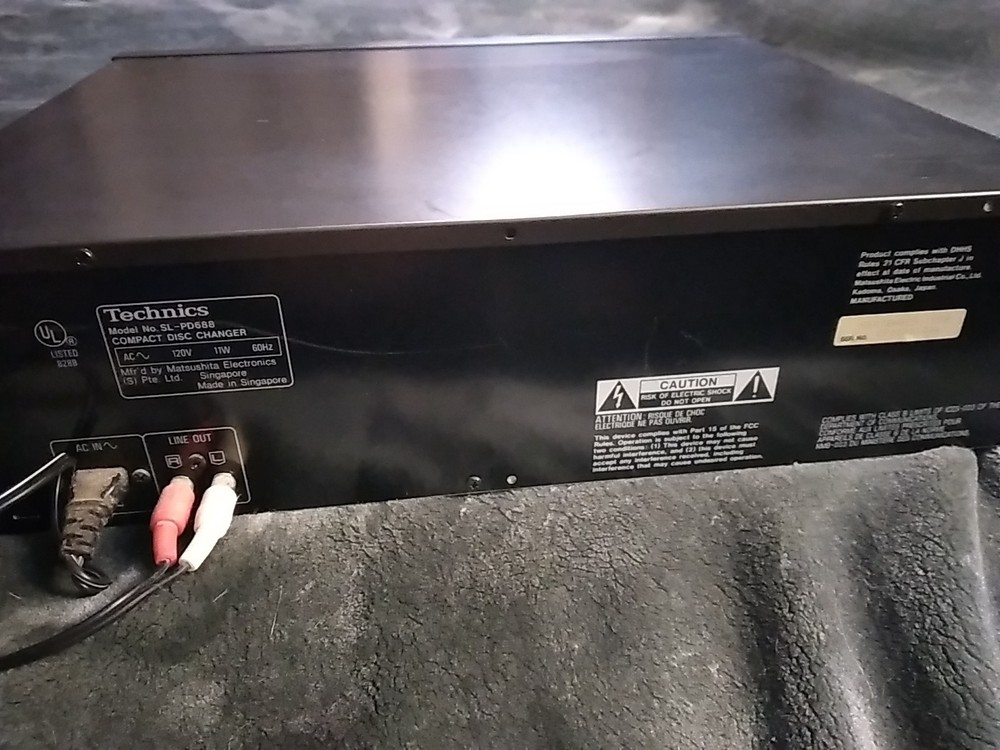 Technics #SL-PD688 5 Disc CD Player