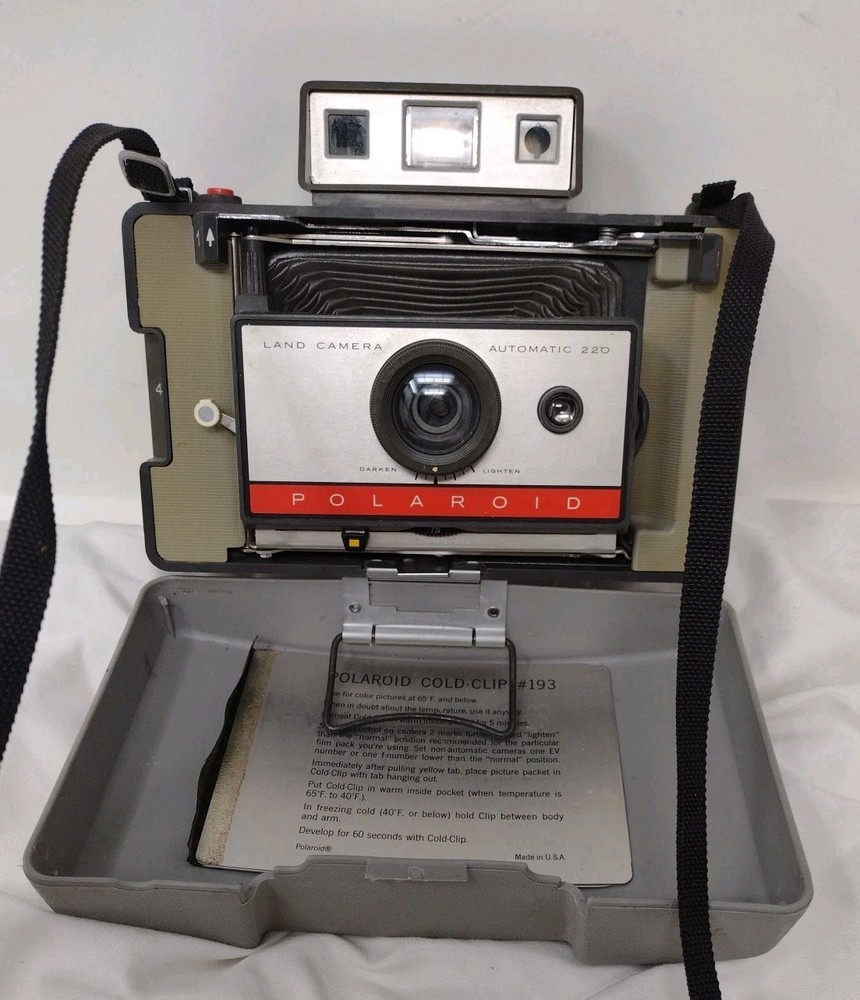 Polaroid Land Camera Model 220 Vintage Instant Camera 1961–63 Untested