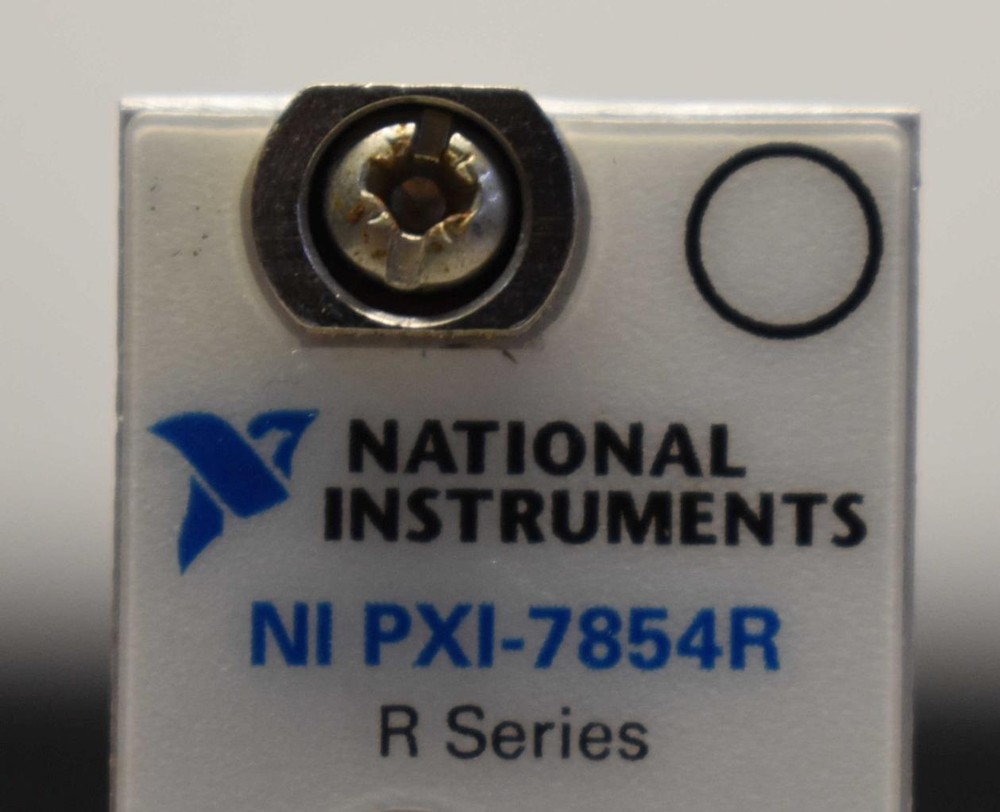 National Instruments PXI-7854R Reconfigurable I/O Module ++ Nice