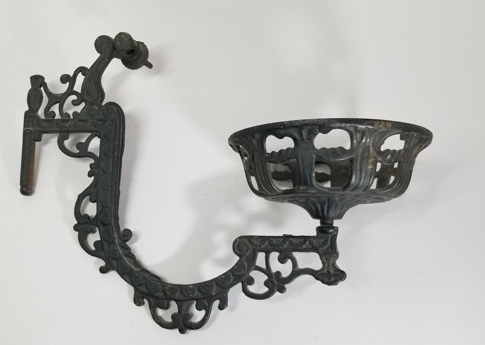 Antique Cast Iron Lamp Holder Sconce Great Pre-owned Condition