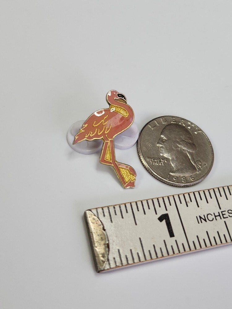 Pink Flamingo Bird Lapel Pin *