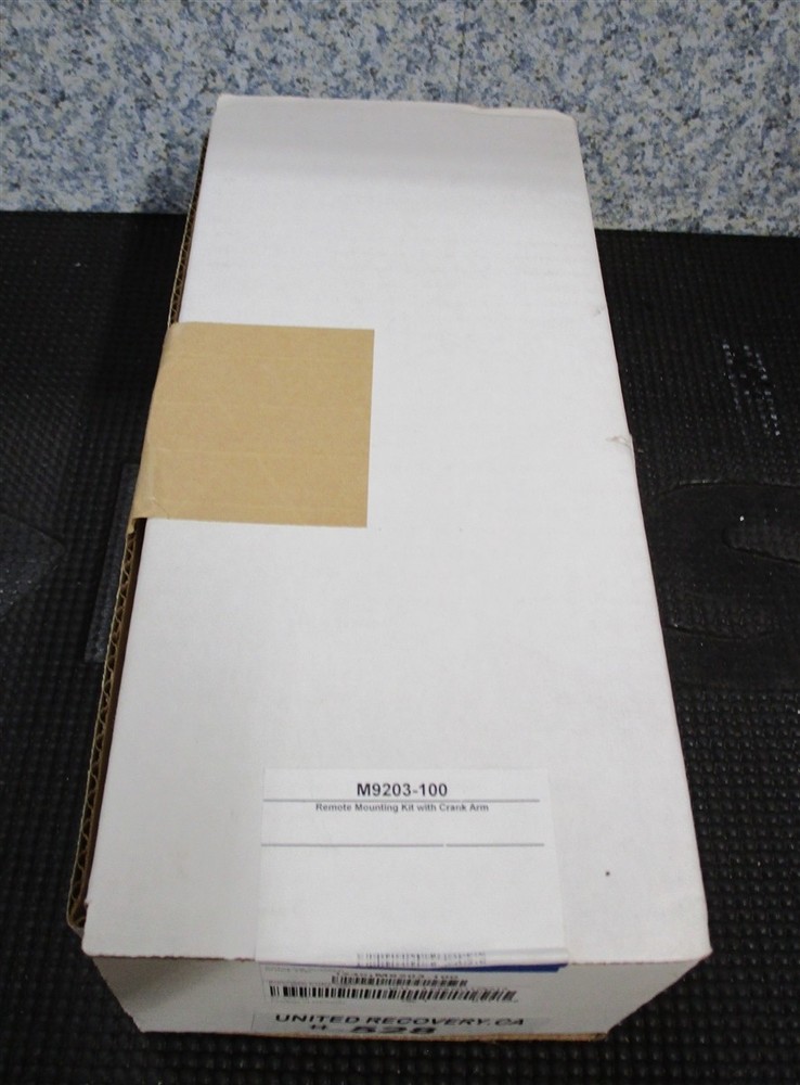 JOHNSON CONTROLS M9203-100 Remote Mounting Kit with Crank Arm NEW