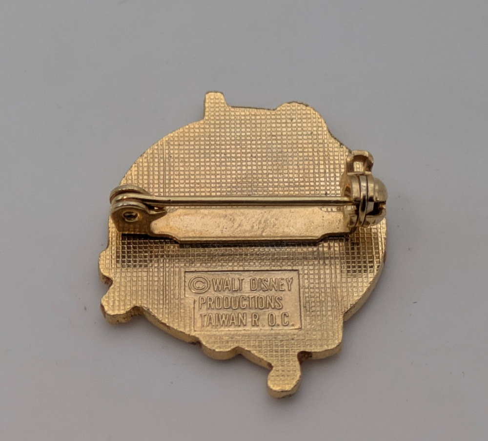BEAR COUNTRY Walt Disney Lapel Pin