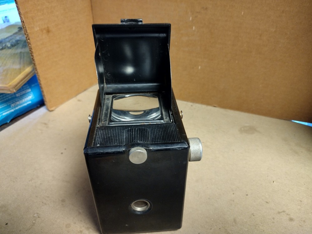 Village Spartus Full View Camera